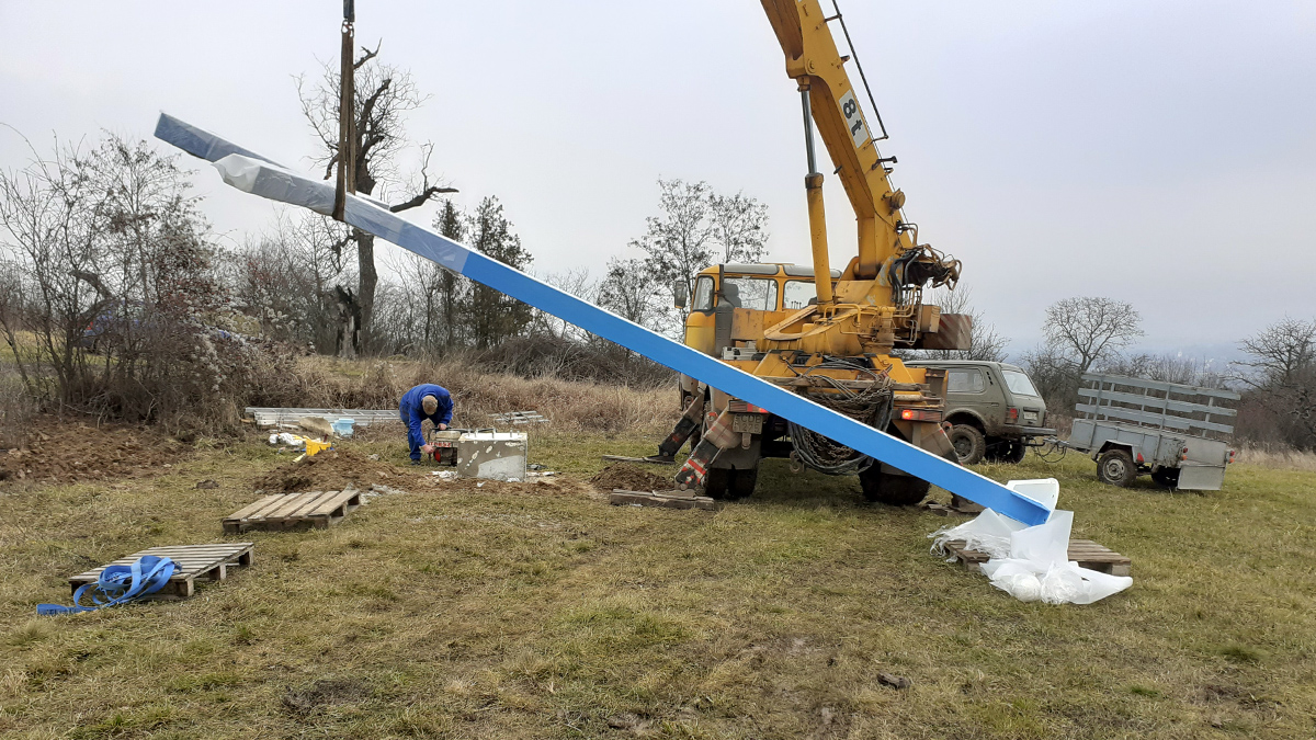 Fénykereszt beemelés