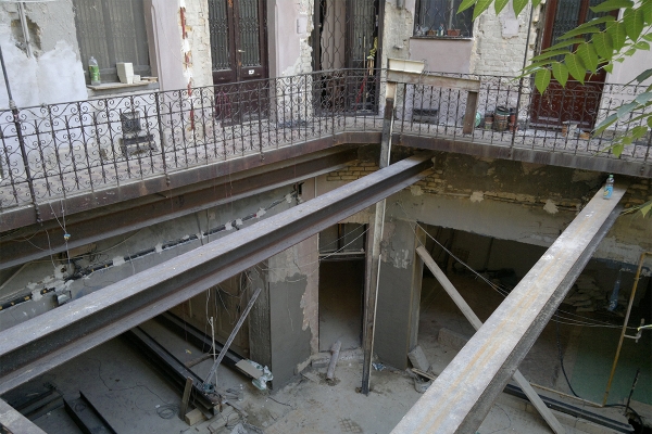 Utólagos nyíláskiváltás Leo 4