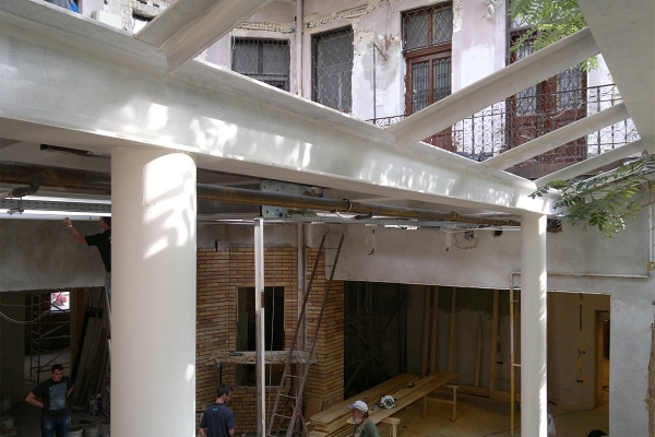 Utólagos nyíláskiváltás Leo 6